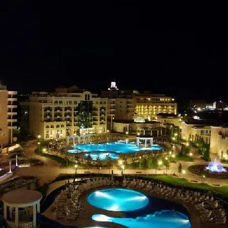 Momi Apart Sunset Апартамент Поморие
